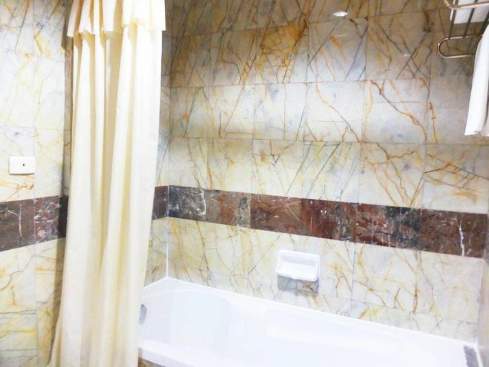 Adriatic Palace Hotel パッタヤー エクステリア 写真